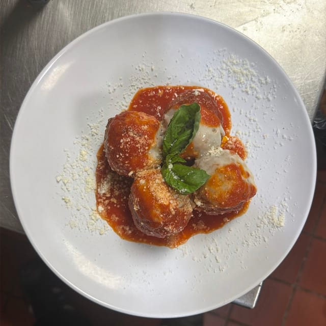 Side of (4) Meatballs with Cheese (3 Oz).