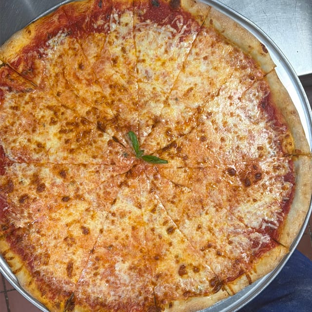 24" Extra Large Cheese.