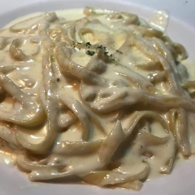 Shrimp Alfredo.
