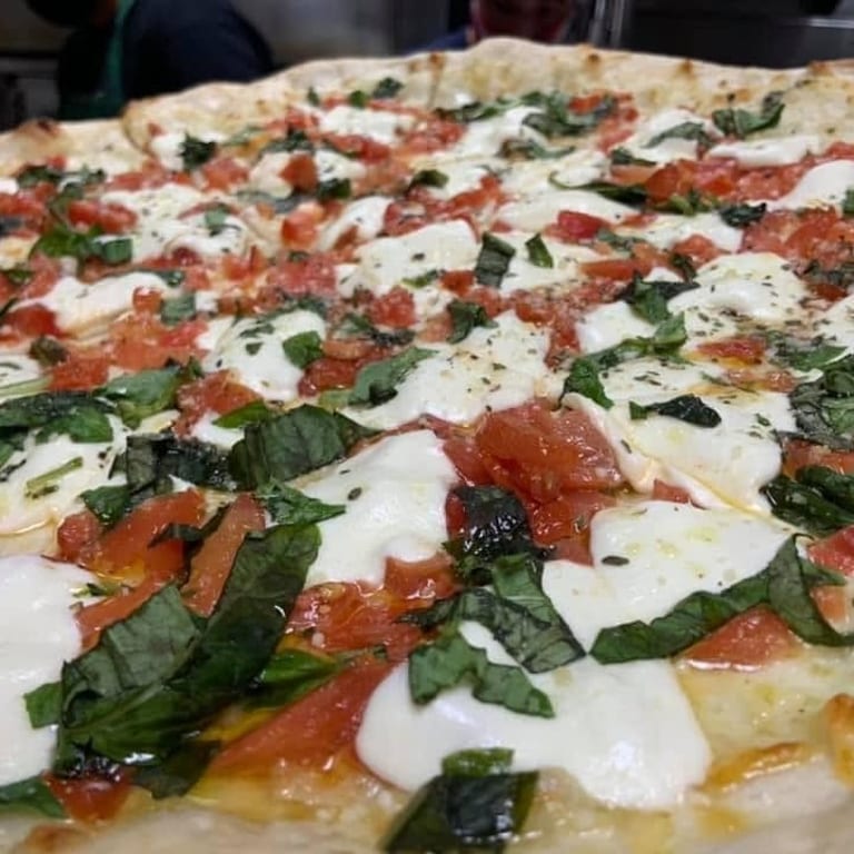 Delicious Caprese Pizza